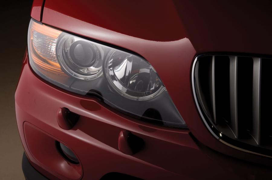 Детали экстерьера BMW X5 4.8is 2004 года  (NA) (фото 11 из 73)